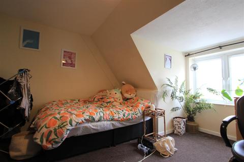 2 bedroom flat to rent, St Martins Court, 20 St Martins Street, Brighton