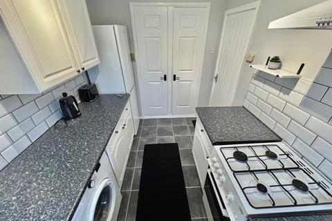 2 bedroom apartment to rent, Eskdale Drive, Timperley, WA15 7XU