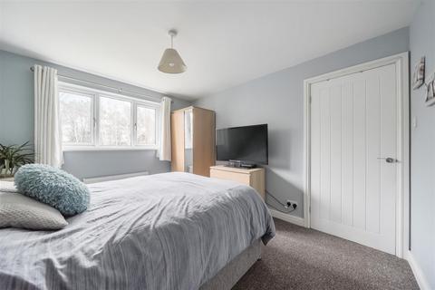 undefined, 17 Heron Drive, Shrewsbury, SY1 4UG