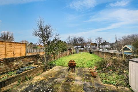 4 bedroom semi-detached house for sale, Ringwood Road, Eastbourne