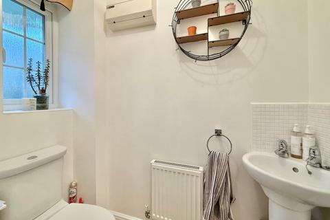 92 Highgate, Wombwell, Barnsley, S73 0FH