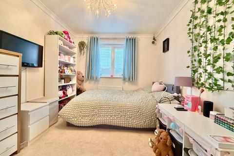 92 Highgate, Wombwell, Barnsley, S73 0FH