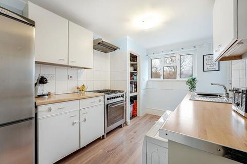 2 bedroom flat for sale, Field Lane, Brentford TW8