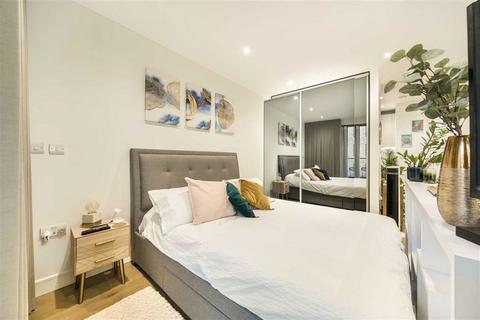 1 bedroom flat for sale, Hemming Street, London E1