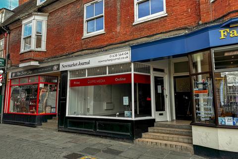 Retail property (high street) to rent, Wellington Street, Newmarket, Suffolk