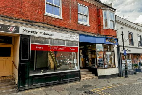 Retail property (high street) to rent, Wellington Street, Newmarket, Suffolk