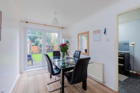 3 bedroom terraced house for sale, Pepys Close, Langley SL3