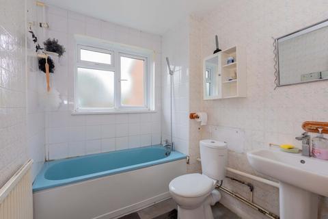 10 Pepys Close, Slough, SL3 8QD