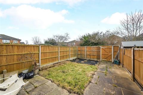 3 bedroom terraced house for sale, Garrick Close, Surrey TW18