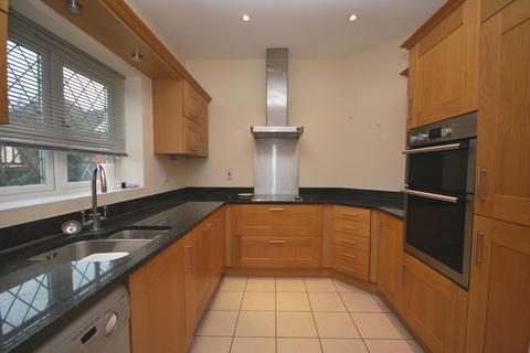 2 bedroom detached house to rent, Appleby Close Orpington BR5