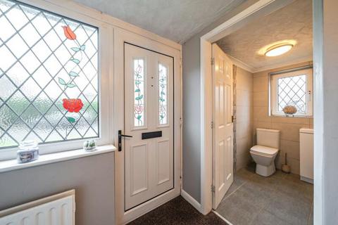 2 Stuart Grove, Thorpe Willoughby, Selby, YO8 9NR