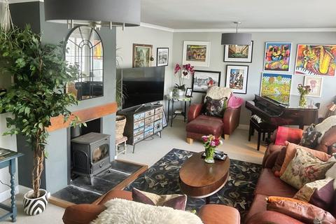 4 bedroom semi-detached house for sale, Greenlands, Tattenhall, Chester, Cheshire, CH3