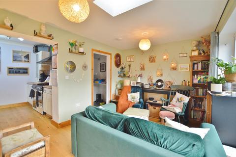35 Garrard Road, Slough, SL2 2QN