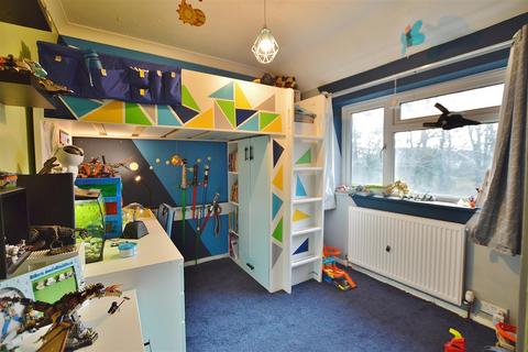 35 Garrard Road, Slough, SL2 2QN