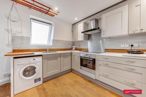 2 bedroom apartment to rent, Englands Lane Belsize Park NW3