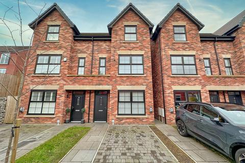 4 bedroom semi-detached house for sale, Carlton Street, Eccles, M30