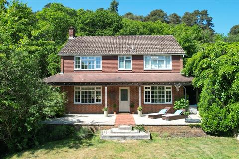 5 bedroom detached house for sale, Walldown Road, Whitehill, Hampshire, GU35