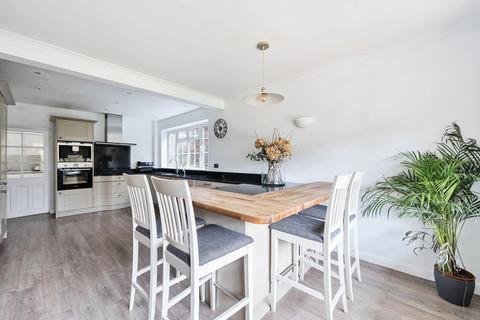 5 bedroom detached house for sale, Walldown Road, Whitehill, Hampshire, GU35