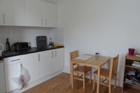 1 bedroom apartment to rent, Fordwych Road, London, NW2