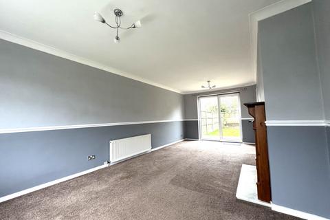 3 bedroom semi-detached house to rent, Wilson Drive, Elswick PR4