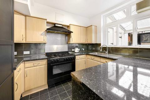 3 bedroom terraced house for sale, Turle Road, London SW16