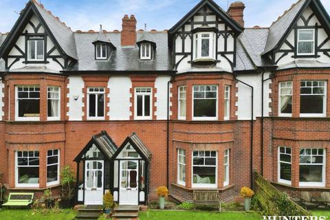 6 bedroom terraced house for sale, Roker Park Terrace, Roker, Sunderland