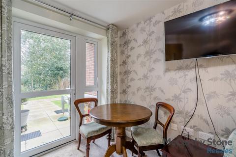 2 bedroom apartment for sale, Haworth Court, Preston Road, Clayton-Le-Woods, Chorley