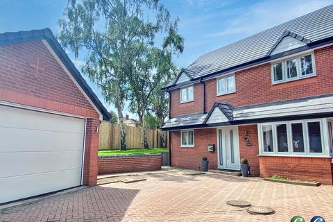 6 bedroom detached house for sale, Hednesford Road, Rugeley, WS15 1JP