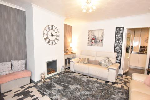 2 bedroom terraced house for sale, Epworth Gardens, Reddingmuirhead FK2