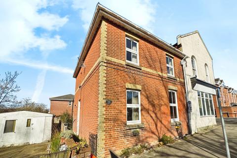 3 bedroom semi-detached house for sale, Station Road, Southampton SO31