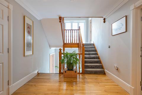 5 bedroom detached house for sale, Longridge View, Chipstead, Surrey