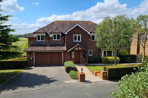 4 Longridge View, Chipstead, Coulsdon, CR5 3QX