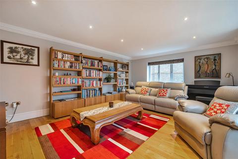 4 Longridge View, Chipstead, Coulsdon, CR5 3QX