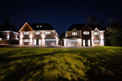 7 bedroom house for sale, Rednal Road, Birmingham, B38