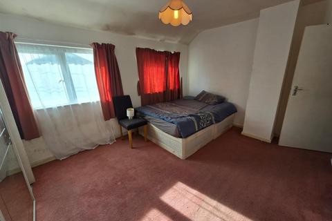 3 bedroom house to rent, Jervis Avenue, Enfield