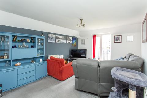 2 bedroom flat for sale, Weyman Terrace, Herne Bay, CT6