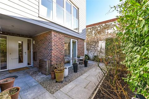 4 bedroom terraced house for sale, St. Johns Street, Chichester, West Sussex, PO19