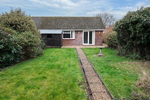 2 bedroom bungalow for sale, Sea Way, Pagham, Bognor Regis, West Sussex PO21