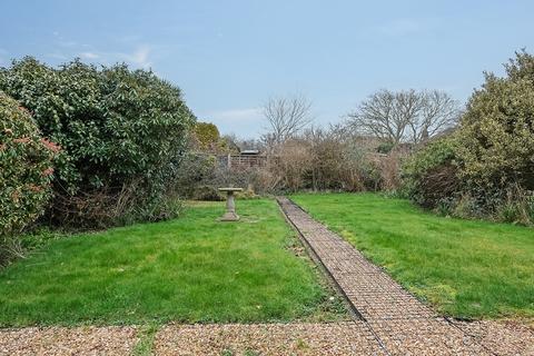 2 bedroom bungalow for sale, Sea Way, Pagham, Bognor Regis, West Sussex PO21