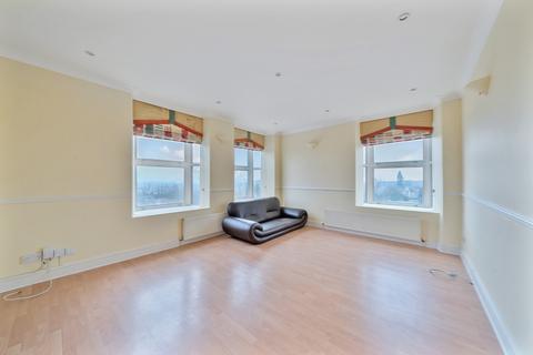 3 bedroom apartment for sale, Church Road, Stanmore