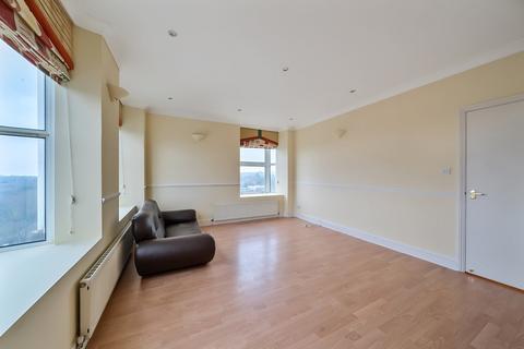 3 bedroom apartment for sale, Church Road, Stanmore