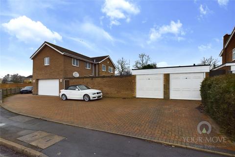 4 bedroom detached house for sale, Leyland Drive, Northamptonshire NN2