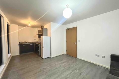 2 bedroom apartment to rent, City Gate, Blantyre Street, M15 4JS