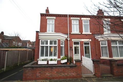 3 bedroom terraced house for sale, Wesley Street, Stretford, M32 0GL