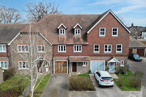 4 bedroom terraced house for sale, Reris Grange Close, Godalming GU8