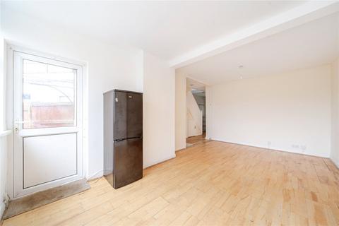 3 bedroom end of terrace house for sale, Coniston Avenue, Perivale, Greenford