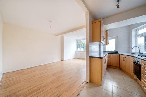 10 Coniston Avenue, Perivale, Greenford, UB6 8EE