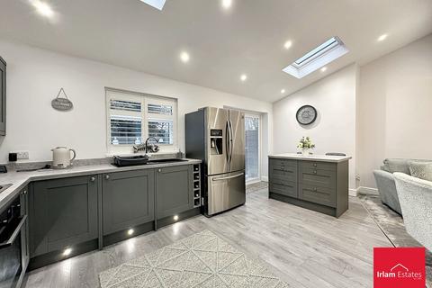 22 Platts Drive, Irlam, Manchester, M44 6NF