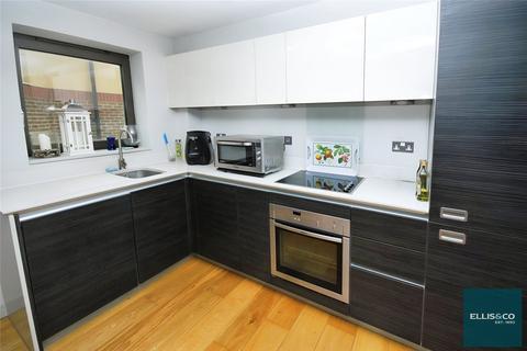 2 bedroom apartment to rent, Granville Road, Cricklewood, NW2