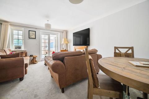 2 bedroom end of terrace house for sale, School Close, Basingstoke